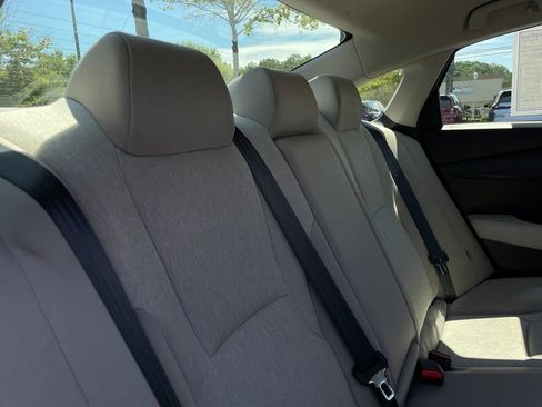 Used 2025 Honda Accord LX image 36