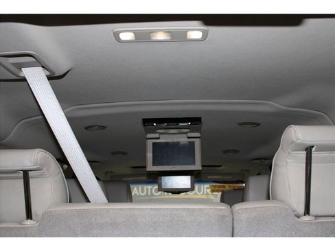 Used 2018 GMC Yukon XL Denali w/ Denali Ultimate Package image 26