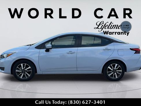 Used 2025 Nissan Versa SV FWD image 7
