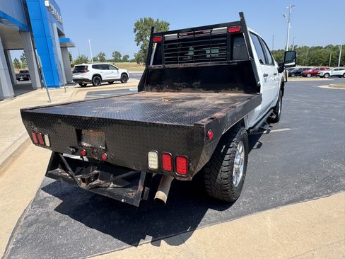 Used 2021 GMC Sierra 2500 4x4 Crew Cab w/ Convenience Package image 4