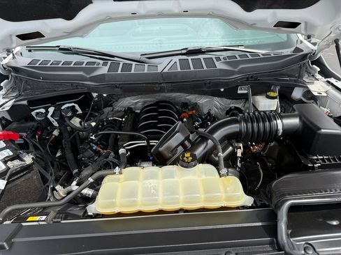 Used 2021 Ford F150 Lariat w/ Equipment Group 502A High image 32