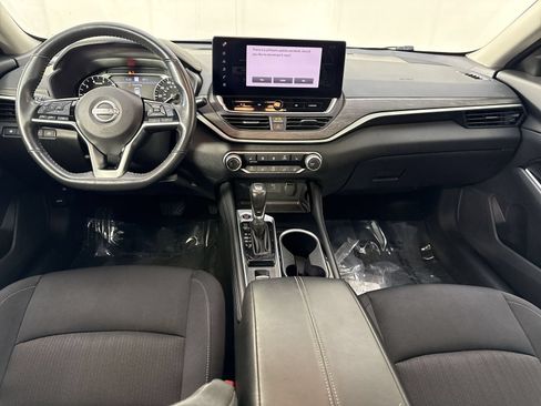 Used 2023 Nissan Altima 2.5 SV w/ SV Premium Package FWD image 24