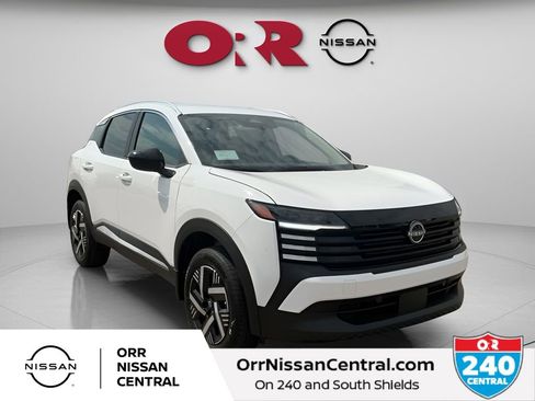 New 2026 Nissan Kicks SV image 3