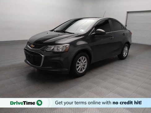 Used 2018 Chevrolet Sonic LT image 1