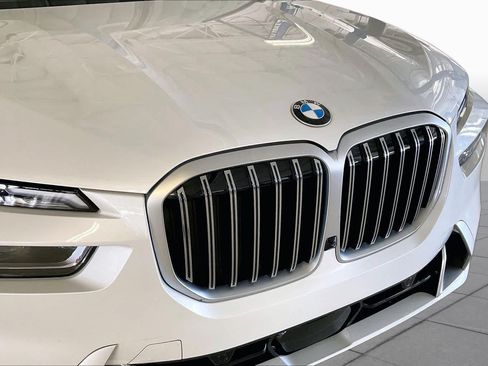 Used 2026 BMW X7 xDrive40i AWD/4WD image 30