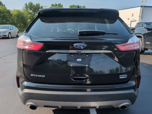 Used 2020 Ford Edge SEL w/ Convenience Package AWD/4WD image 2