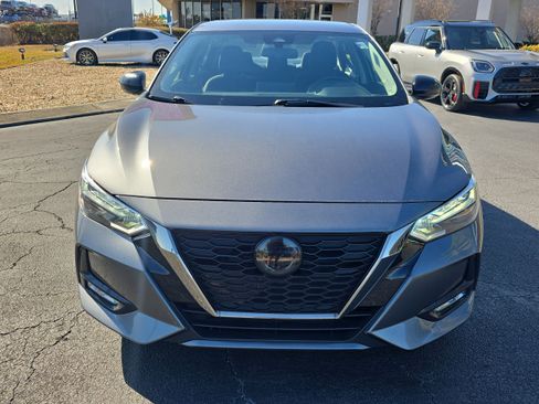 Used 2022 Nissan Sentra SR image 3