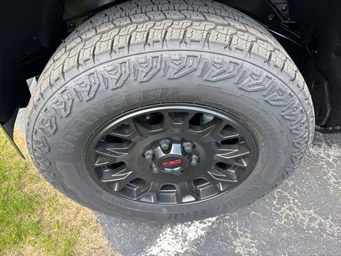 New 2026 Toyota Tacoma SR5 AWD/4WD image 4