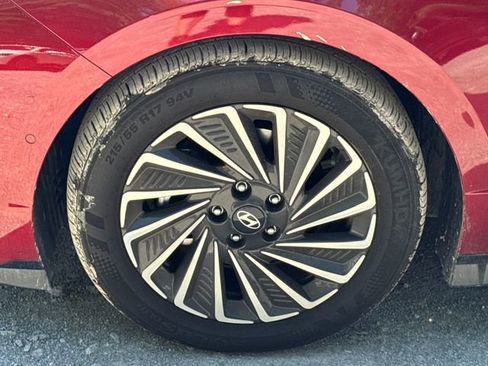 Used 2025 Hyundai Sonata Limited FWD image 25
