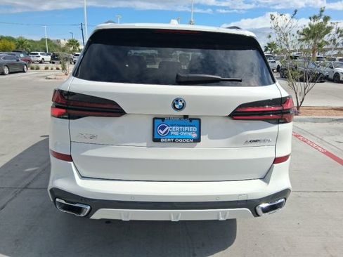 Used 2026 BMW X5 xDrive50e w/ M Sport Package AWD/4WD image 5