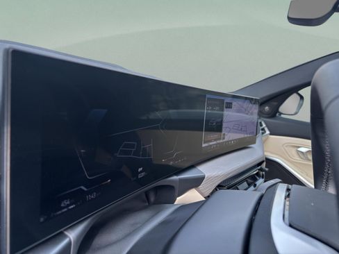 Used 2026 BMW 330i Sedan w/ Premium Package image 12