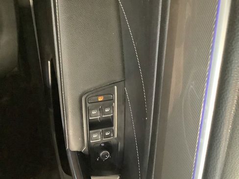 Used 2023 Volkswagen Tiguan SE R-Line AWD/4WD image 19