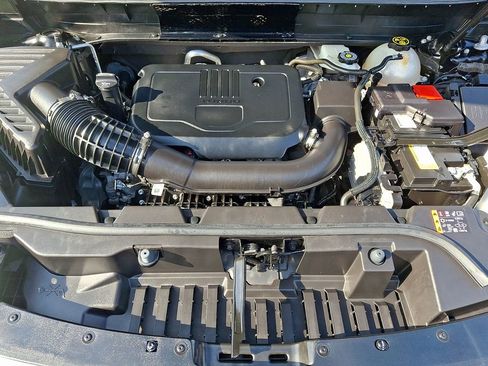 Certified 2023 GMC Acadia SLE w/ Driver Convenience Package image 26