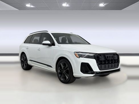 Used 2025 Audi Q7 3.0T Prestige AWD/4WD image 7
