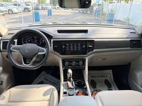 Used 2023 Volkswagen Atlas SE w/ Panoramic Sunroof Package AWD/4WD image 15