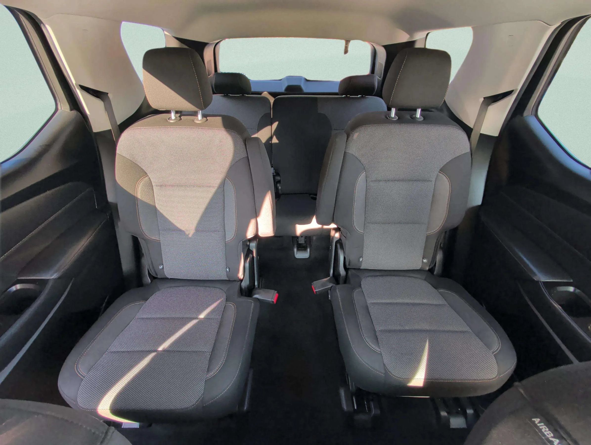 Used 2020 Chevrolet Traverse LT AWD/4WD image 31