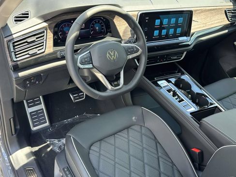 New 2026 Volkswagen Atlas SEL Premium R-Line AWD/4WD image 10