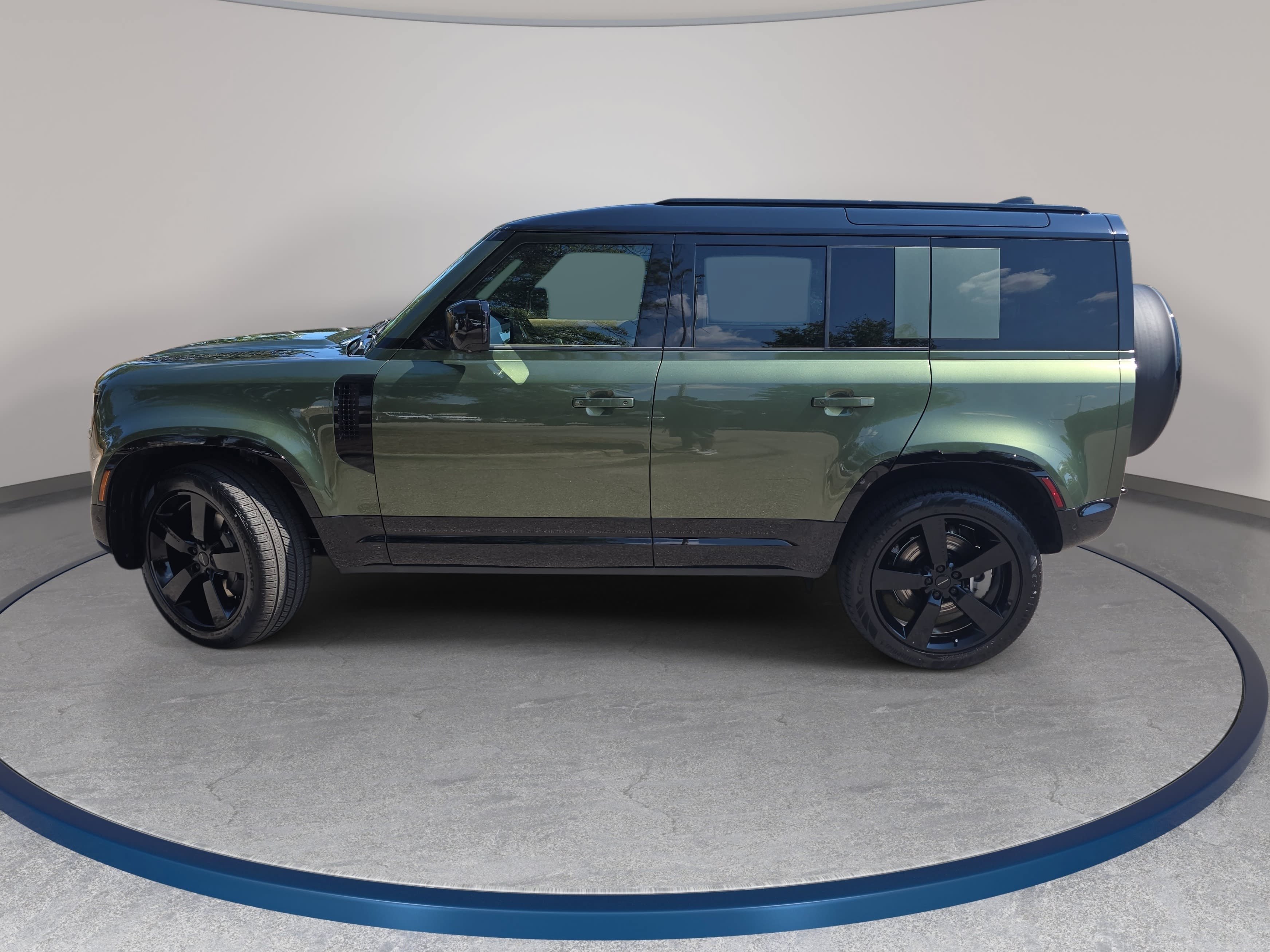 New 2026 Land Rover Defender 110 X-Dynamic SE AWD/4WD image 8