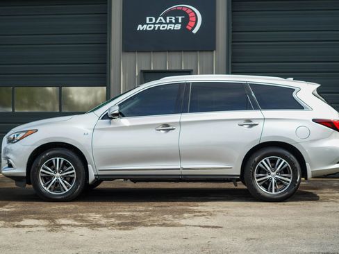 Used 2016 INFINITI QX60 AWD w/ Premium Plus Package image 4