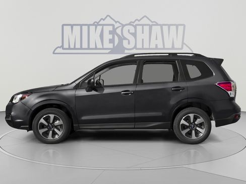 Used 2018 Subaru Forester 2.5i Premium w/ All-Weather Package AWD/4WD image 3