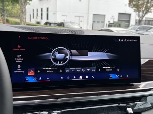 Used 2026 BMW X5 xDrive40i image 32