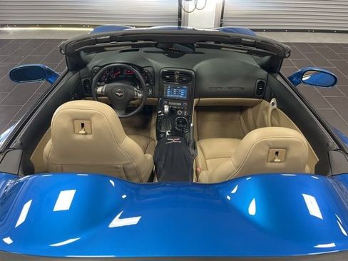 Used 2010 Chevrolet Corvette Grand Sport w/ Preferred Equipment Group image 12