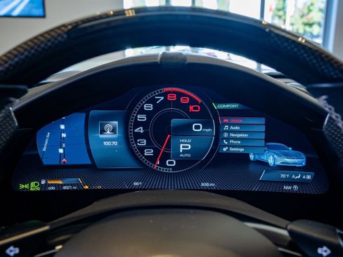 Used 2022 Ferrari Roma image 15