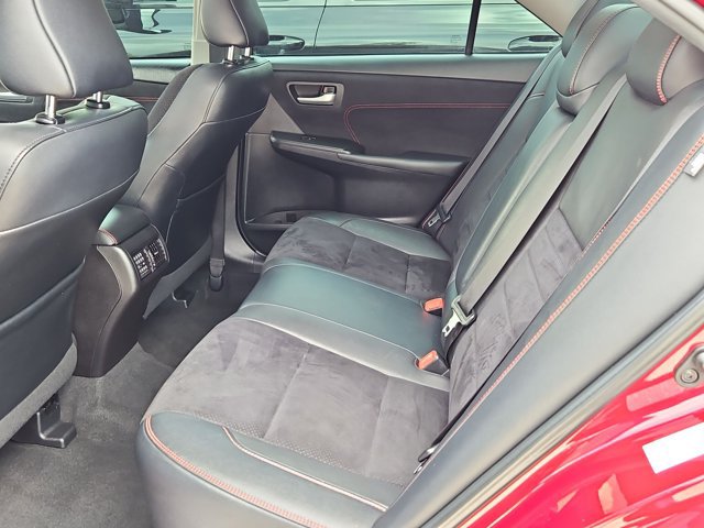 Used 2015 Toyota Camry XSE FWD image 19
