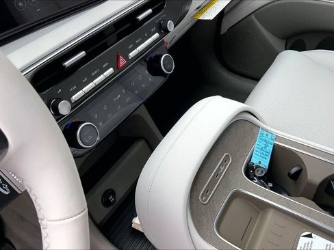 New 2026 Hyundai Palisade Limited image 8