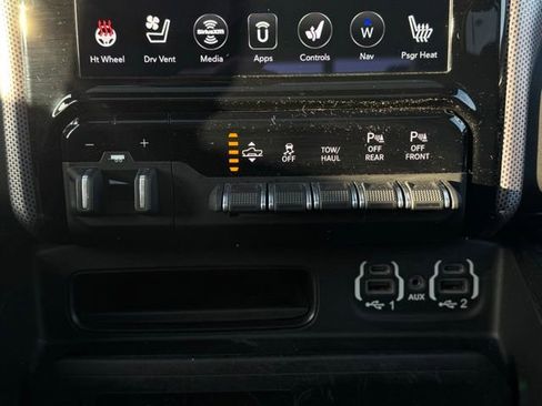 Used 2021 RAM 1500 Limited w/ Night Edition image 31