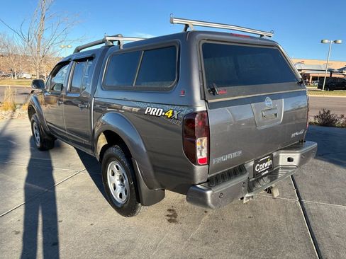 Used 2016 Nissan Frontier PRO-4X image 5