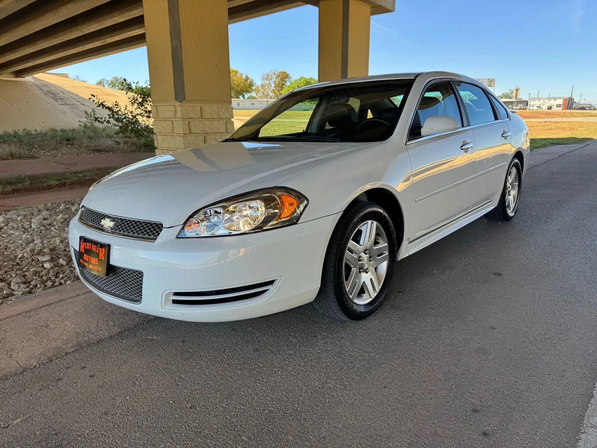 Used 2013 Chevrolet Impala LT w/ LT Sunroof Package FWD image 7