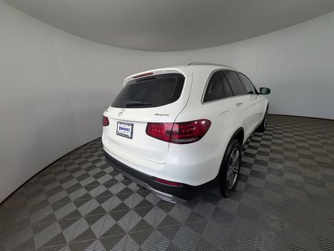 Used 2021 Mercedes-Benz GLC 300 4MATIC image 3