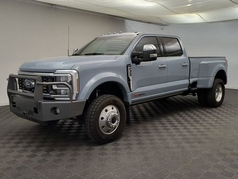 Used 2024 Ford F450 Lariat w/ Chrome Package AWD/4WD image 1