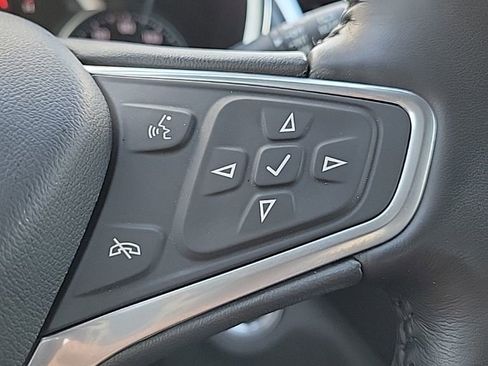 Used 2022 Chevrolet Equinox LT image 34