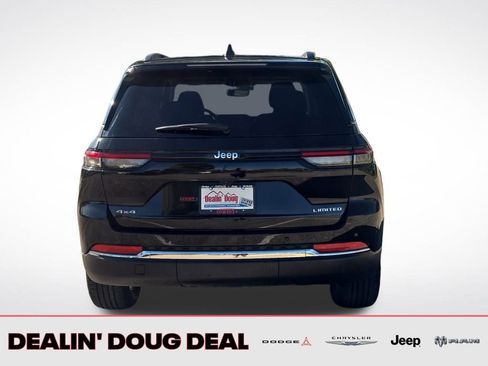 Used 2023 Jeep Grand Cherokee Limited image 4