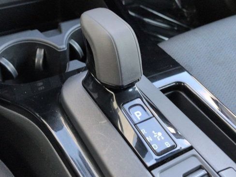 Certified 2025 Toyota Prius LE AWD/4WD image 15