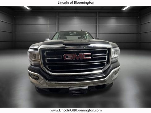 Used 2017 GMC Sierra 1500 SLE w/ SLE Value Package image 9