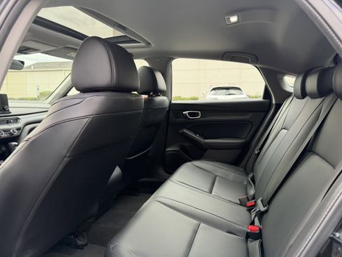 Used 2024 Acura Integra image 23