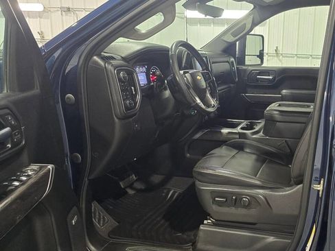 Used 2020 Chevrolet Silverado 2500 LTZ w/ LTZ Premium Package image 7