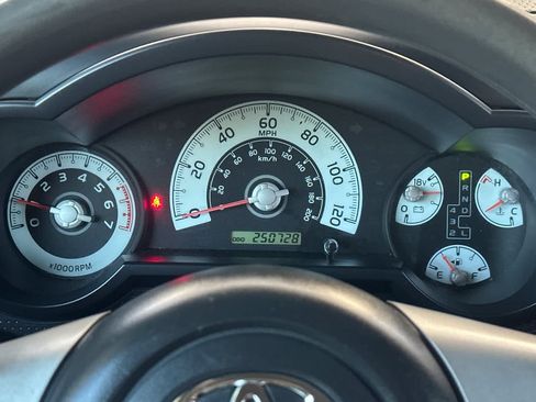 Used 2007 Toyota FJ Cruiser 4WD image 23