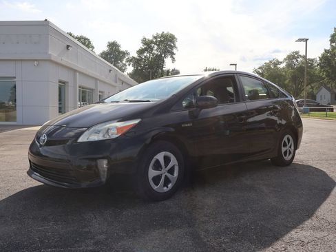 Used 2013 Toyota Prius Three w/ Solar Roof Pkg FWD image 3