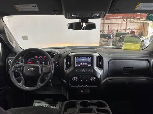 Used 2020 Chevrolet Silverado 1500 Custom Trail Boss AWD/4WD image 16