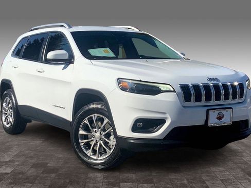Certified 2021 Jeep Cherokee Latitude Plus AWD/4WD image 2