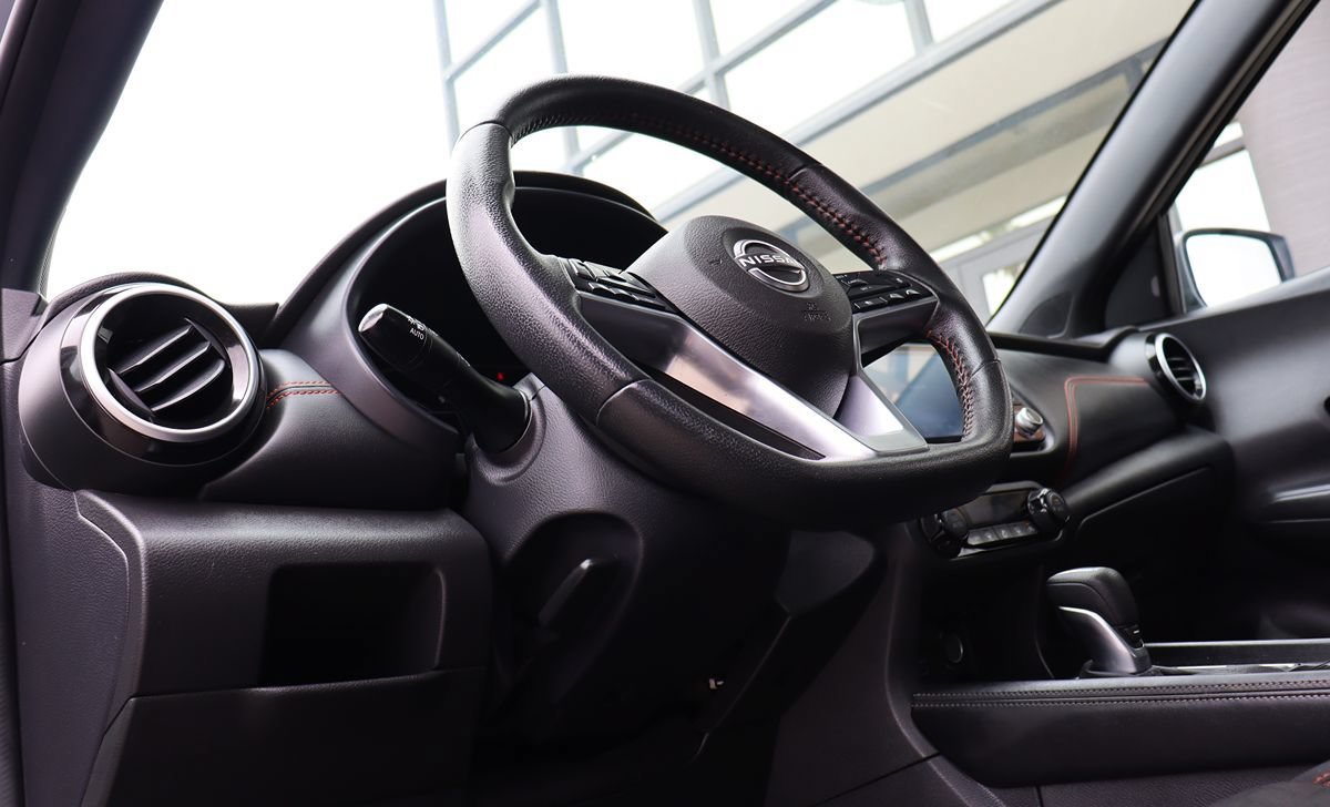 Used 2023 Nissan Kicks SR FWD image 40
