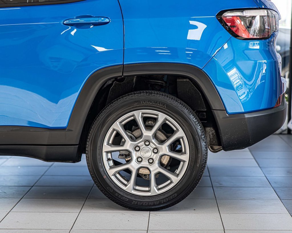 Used 2022 Jeep Compass Latitude AWD/4WD image 8