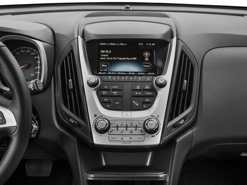 Used 2017 Chevrolet Equinox LT w/ Convenience Package AWD/4WD image 13