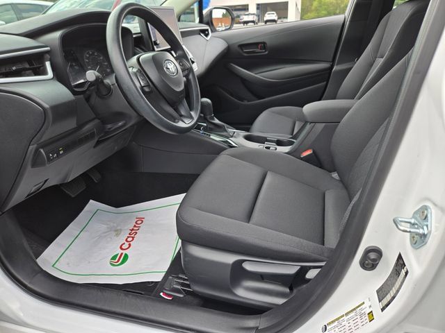 Used 2025 Toyota Corolla LE FWD image 10