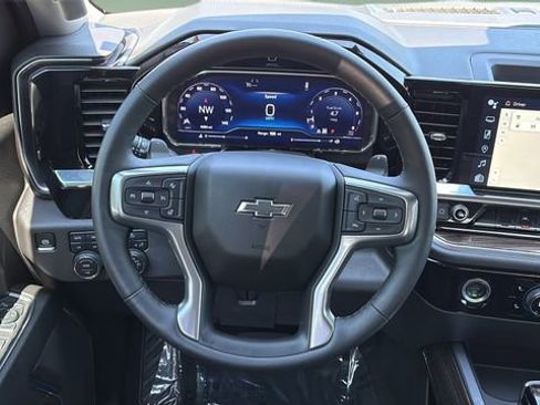 Used 2024 Chevrolet Silverado 1500 LT Trail Boss w/ Protection Package image 11