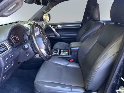Used 2020 Lexus GX 460 Premium w/ Premium Package AWD/4WD image 11